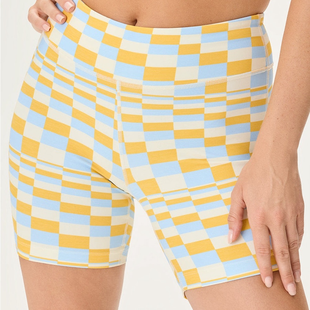 Outdoor Voices TechSweat™ 6" Short medium